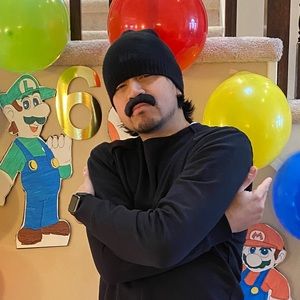 Meet your Posher, Jerry